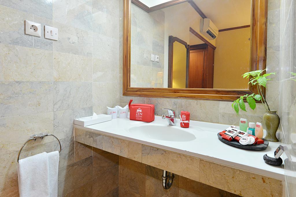 Zen Rooms Jogja Cendrawasih Pakualaman Extérieur photo